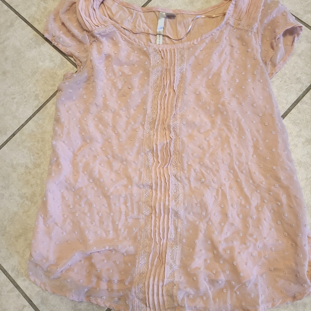 Short sleeved blouse